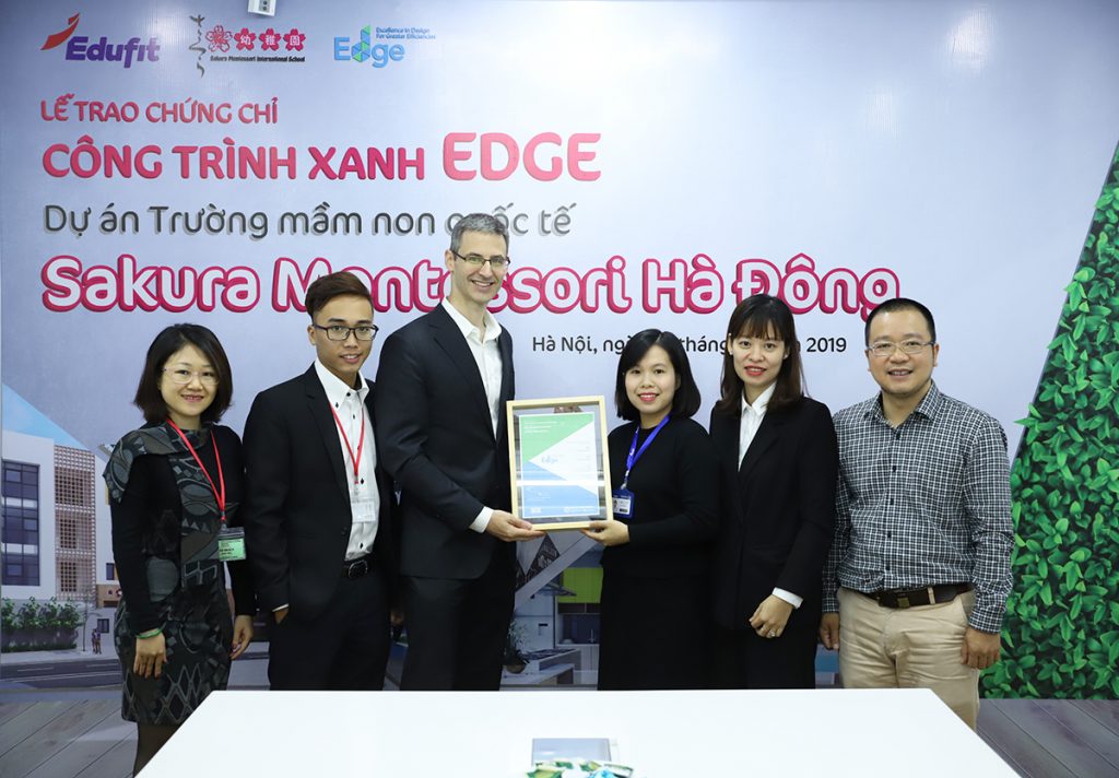 Trường Dubaipalace it com bắn cá, game bài, xổ số, live casino quốc tế đạt chứng chỉ xanh EDGE đầu tiên tại Việt Nam