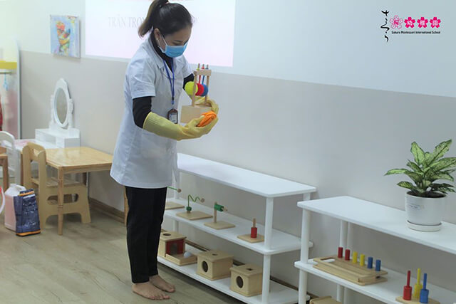 Dubai link moi đẩy mạnh công tác tổng vệ sinh, khử khuẩn toàn trường 6