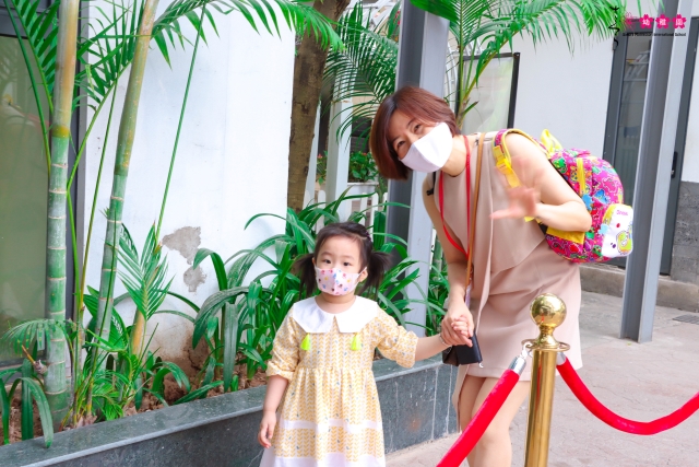 Náo nhiệt không khí chào đón các SMISer trong ngày đầu tiên trở lại ngôi trường Dubai link moi Cầu Giấy